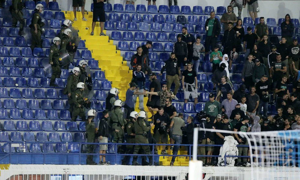 Επεισόδια στο Περιστέρι και πεντάλεπτη διακοπή