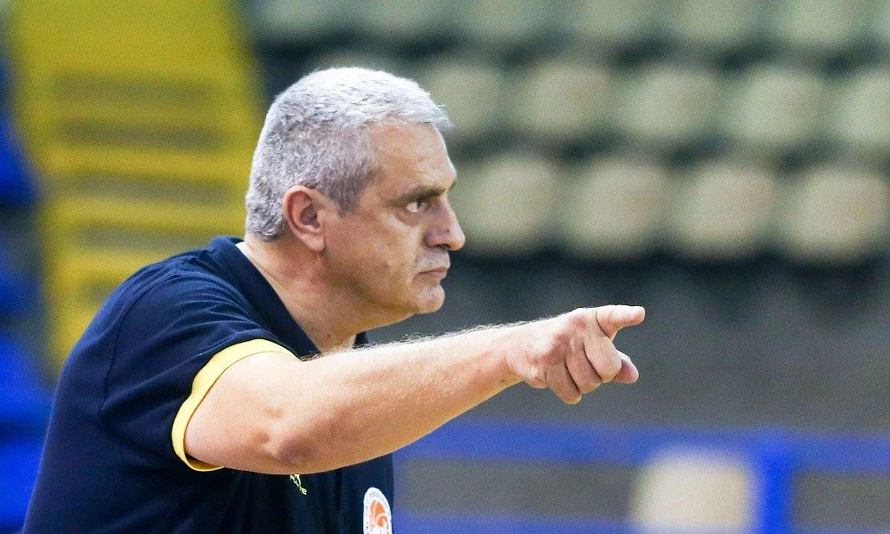 Οι αριθμοί του Περιστερίου (vid)