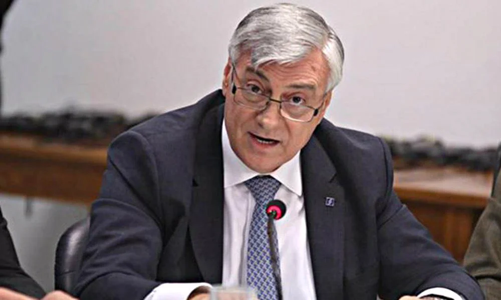 Πρώτο φαβορί για πρόεδρος ο Λεκκάκος!