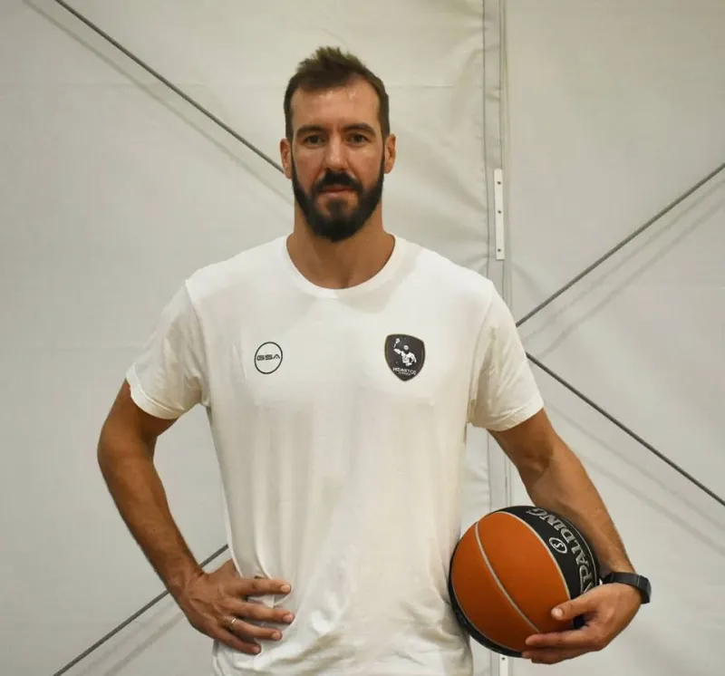 Στον Ήφαιστο ο Χαριτόπουλος