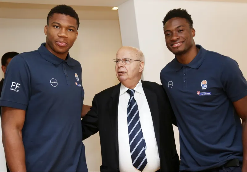 Βασιλακόπουλος στο Sportime.gr: «Είναι όλα ψέματα»!