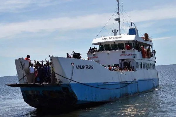Τανζανία: 42 νεκροί, εκατοντάδες αγνοούμενοι από ανατροπή πλοίου