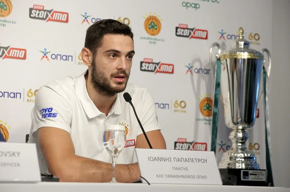 Παπαπέτρου στο Sportime: «Δεν με αγγίζει το τι λένε»