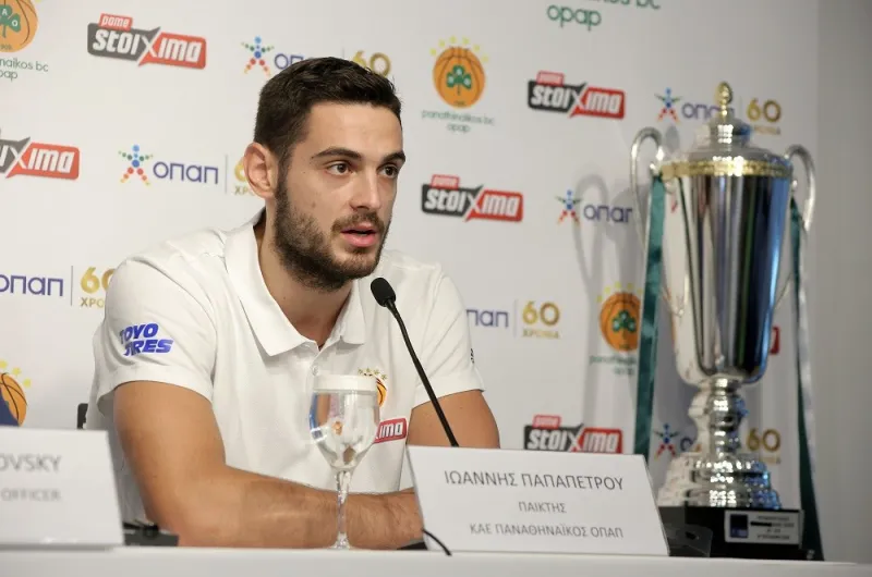 Παπαπέτρου στο Sportime: «Δεν με αγγίζει το τι λένε»