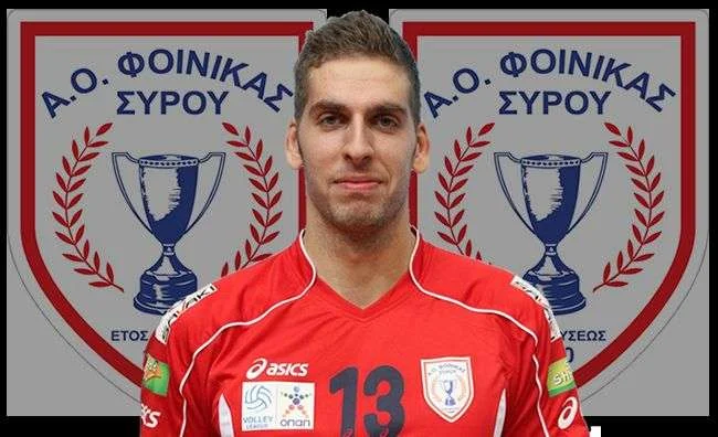 Ο Τόμισλαβ Ντόκιτς στον Φοίνικα Σύρου