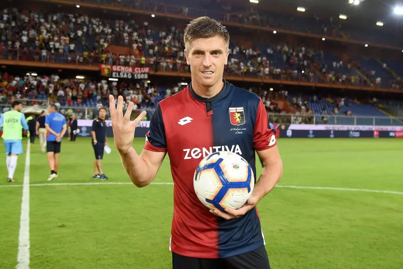Η Ντόρτμουντ τσεκάρει τον πιο καυτό φορ της Serie A