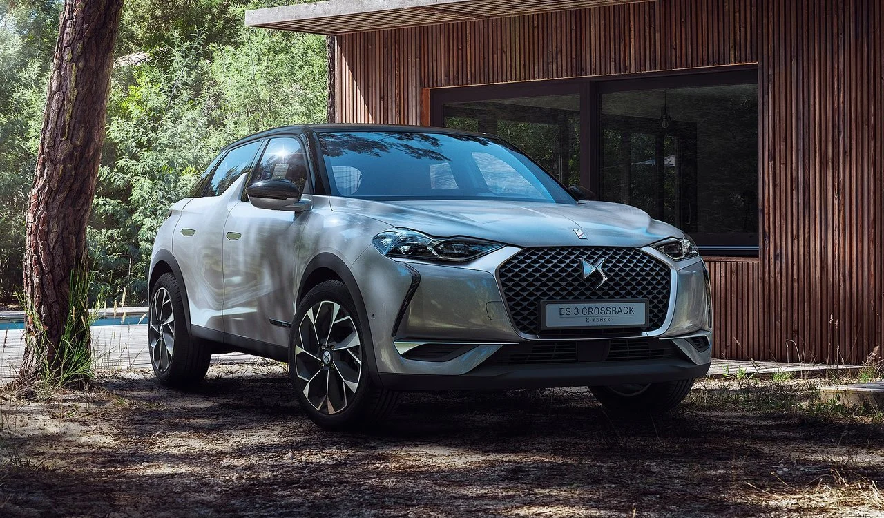 Με το DS 3 Crossback, η DS παρουσιάζει το νέο της premium μικρό SUV