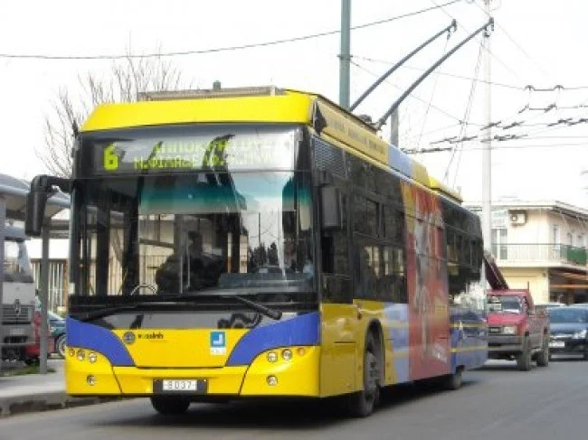 Τετράωρη στάση εργασίας στα τρόλεϊ