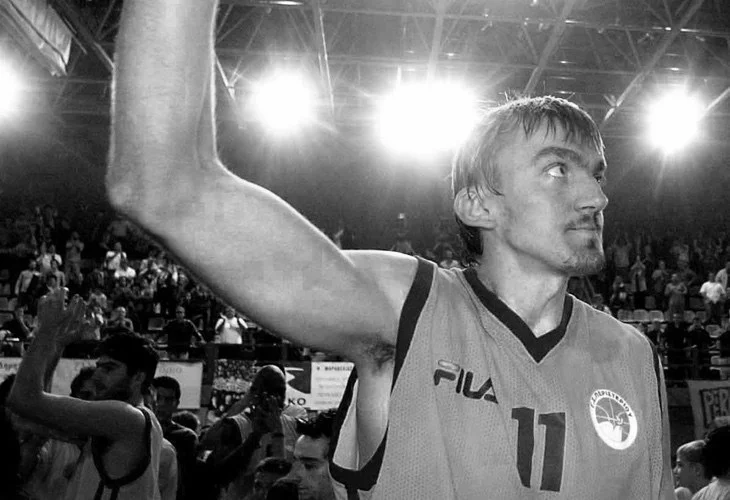 Ανακοίνωση του Περιστερίου για τον Γκρέγκορι Χίζνιακ