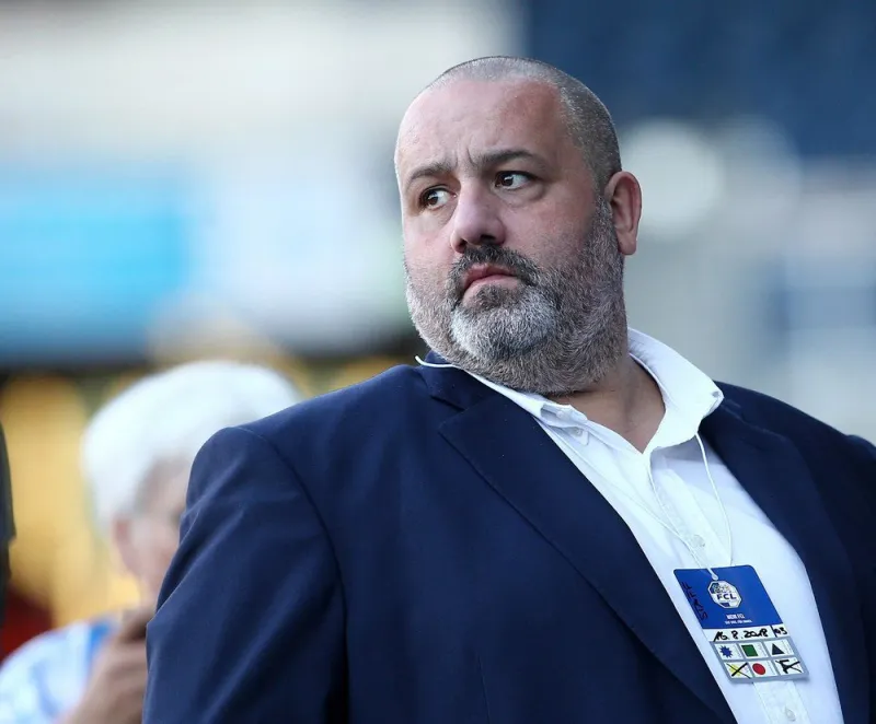 Καραπαπάς: «Κάτω τα χέρια από τον Μαρτίνς»