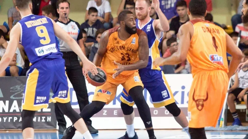 Ρέθυμνο - Λαύριο 72-77: Ηντα πες «διπλό» μωρέ...
