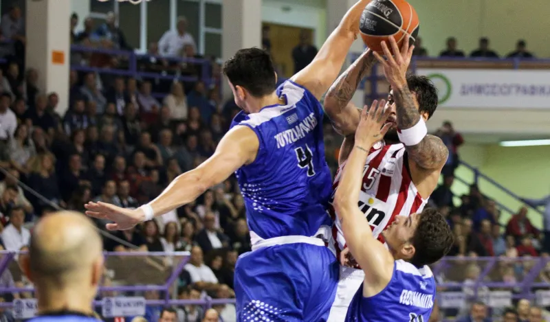 Κύμη – Ολυμπιακός 74-77: Διά πυρός και σιδήρου οι «ερυθρόλευκοι»