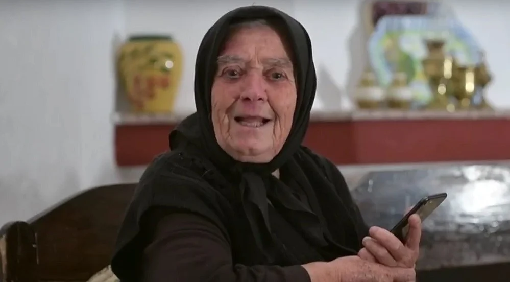 «Για τα κοπέλια είμαστε όλοι στην ίδια ομάδα»