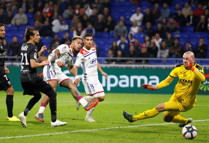 Λιόν στον ίσιο δρόμο, 2-0 τη Νιμ