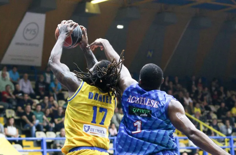 Περιστέρι - Χολαργός 71 - 62: Πετάει σε ουρανό δίχως σύννεφα
