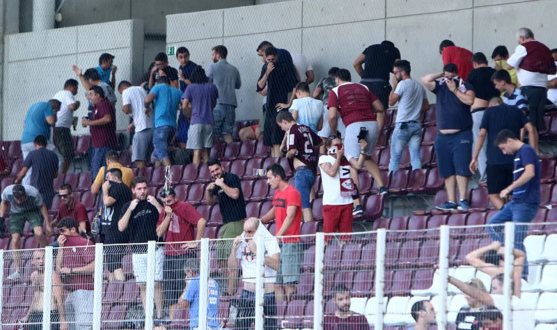 Πανό για Κούγια οι οπαδοί της ΑΕΛ (pic)