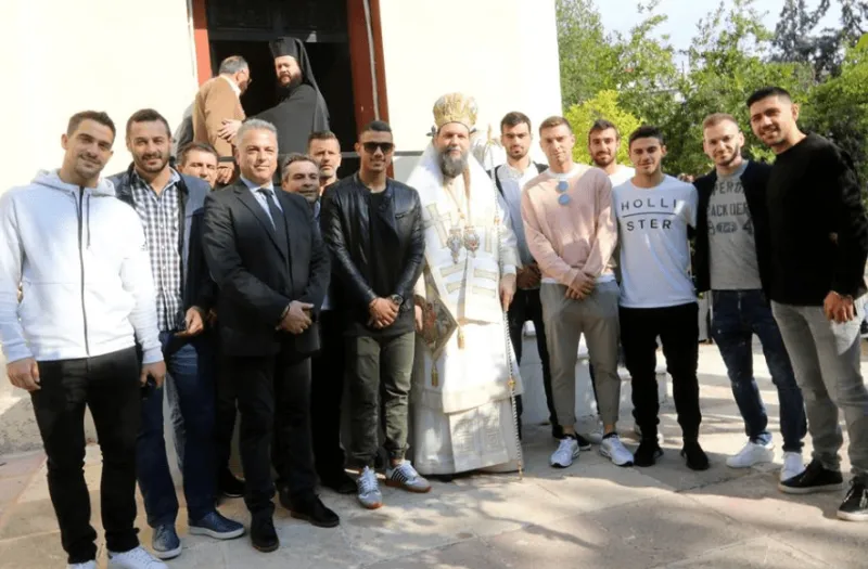 Στην "Αγια Σοφιά" οι παίκτες της ΑΕΚ (pics and vids)