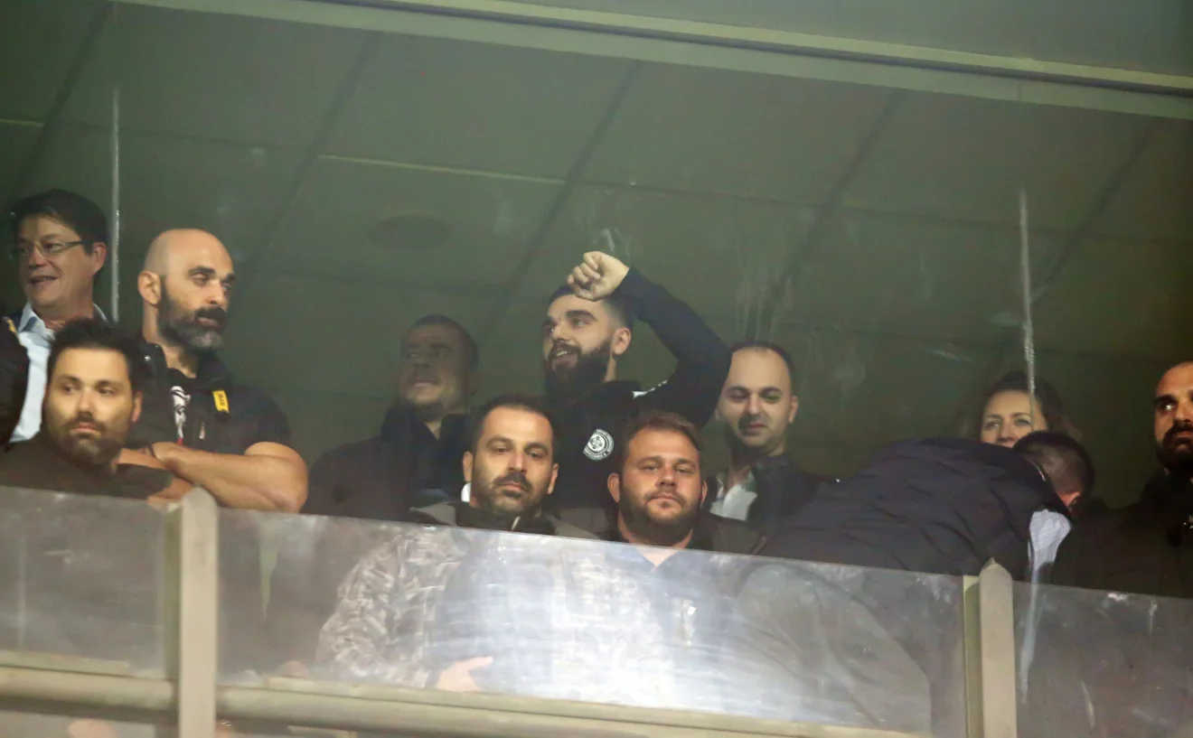 Ζήτησε εξηγήσεις ο Γ. Σαββίδης από Καρυπίδη (pic)