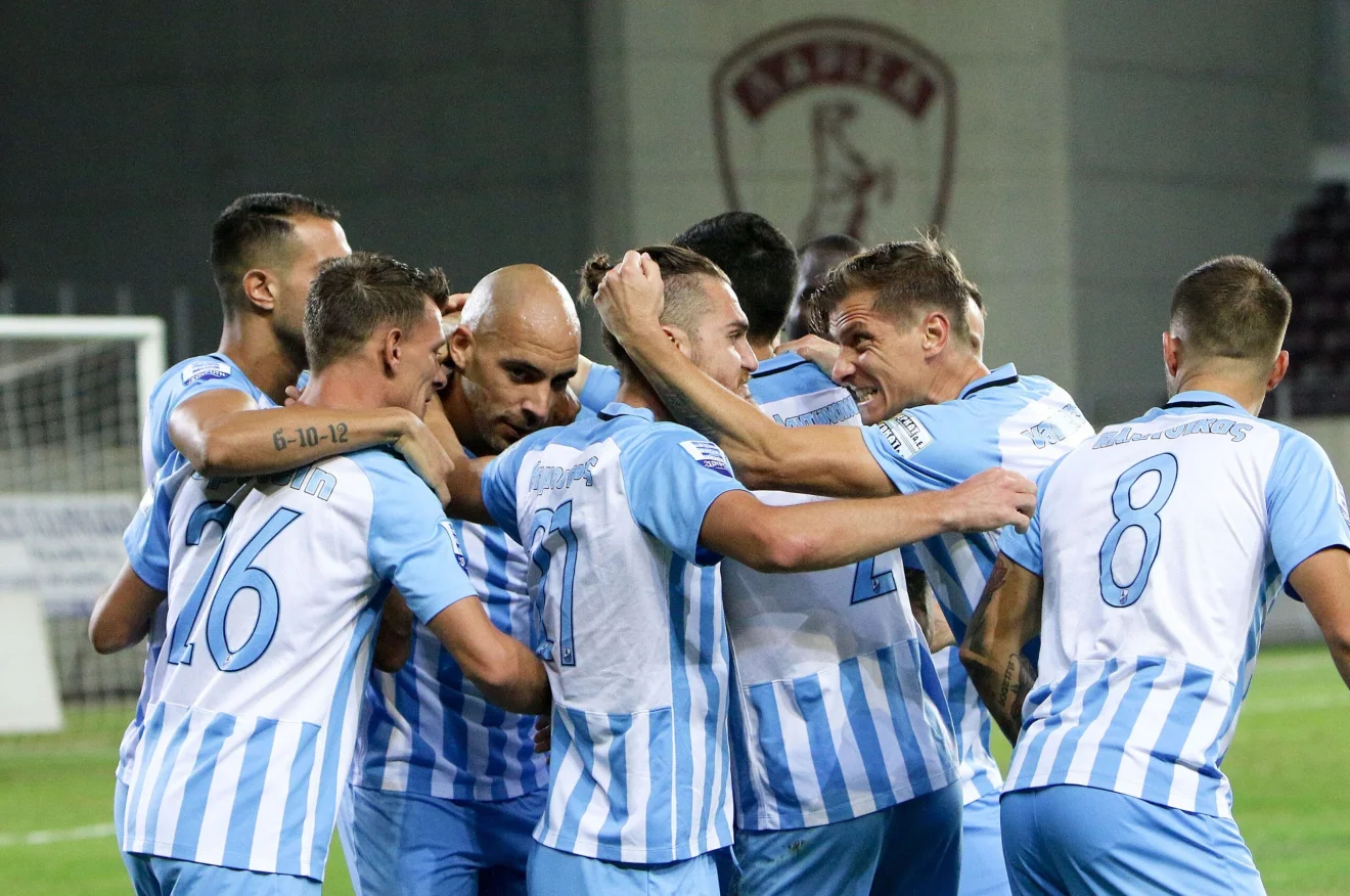 Για να χτίσει σερί η Λαμία