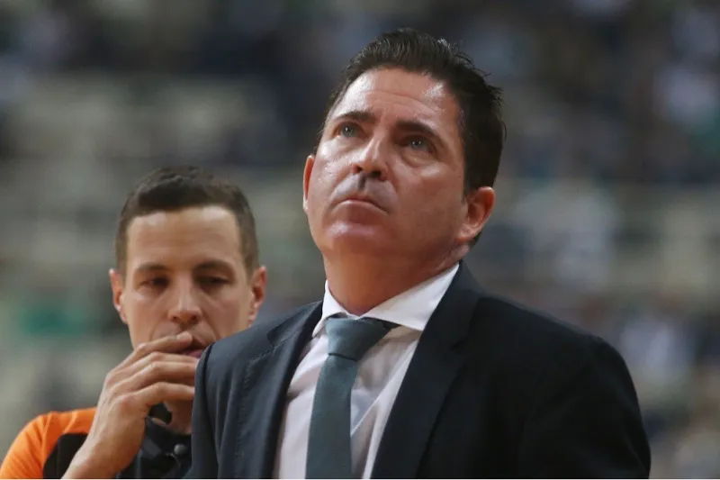 Πασκουάλ: «Χάσαμε λόγω των βολών και των ριμπάουντ»