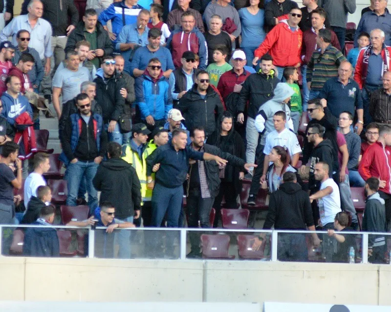 Ο Κούγιας τα έβαλε με… όλους (pics)