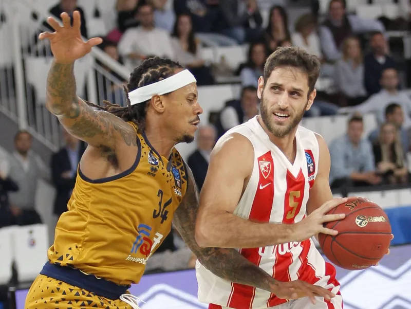 Aσταμάτητος ο Ερυθρός Αστέρας και ο Περπέρογλου (vid)