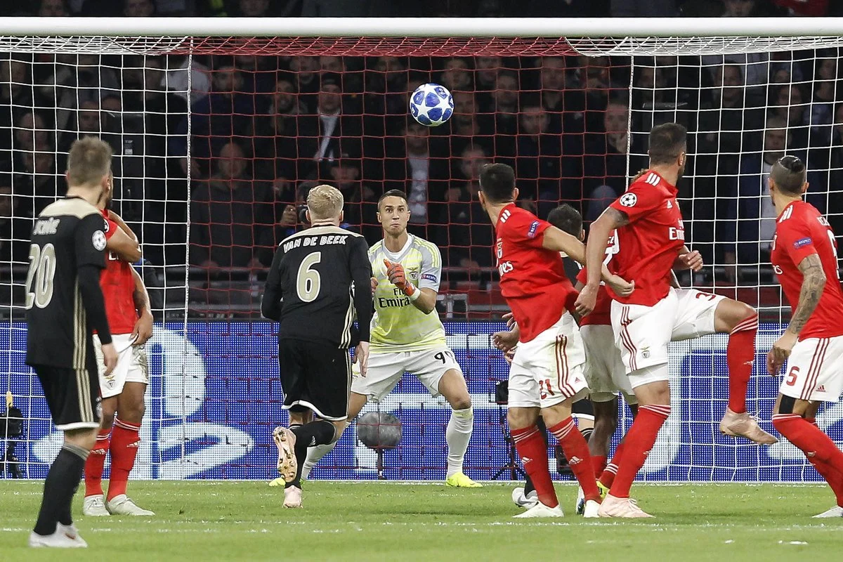 Στους πέντε κορυφαίους ο Βλαχοδήμος στο Champions League (vid)