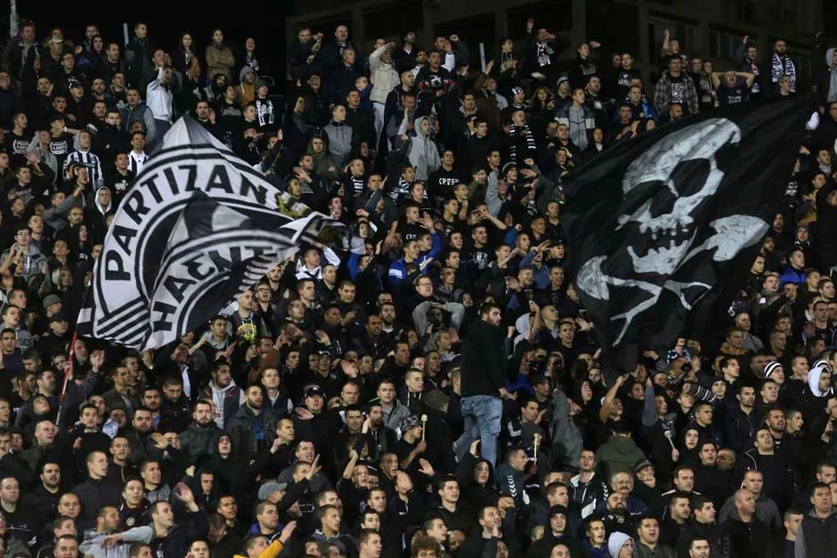 Πανό των οπαδών της Παρτιζάν για τον Κατσιφά (pic)