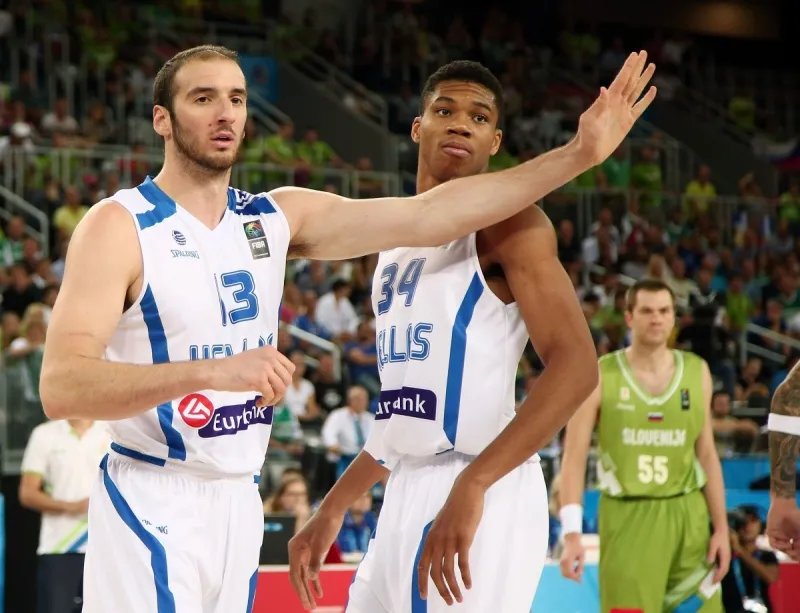 NBA: Που θα δείτε σήμερα την μάχη Αντετοκούνμπο – Κουφού