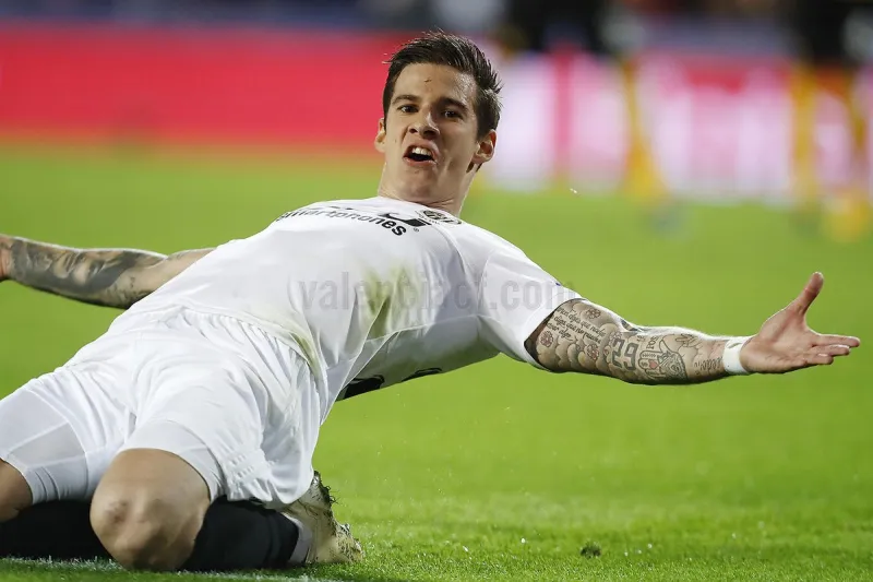 Πρώτη νίκη η Βαλένθια στο Champions League