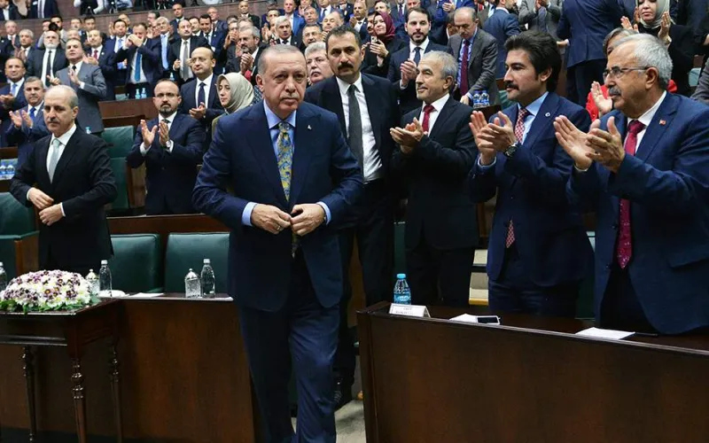 Αεροπλάνα και τανκς φτιάχνει η Τουρκία