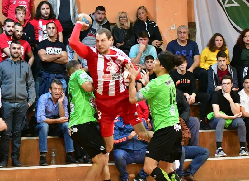 Handball Premier: Νίκες για Ολυμπιακό – ΑΕΚ πριν το ντέρμπι
