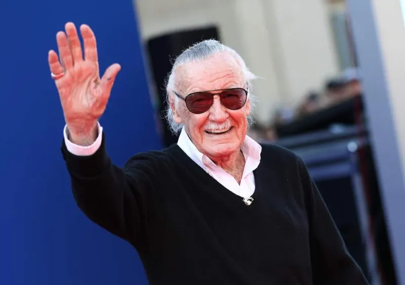 Πέθανε ο Stan Lee!