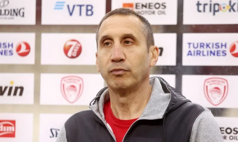 Μπλατ: «Πρέπει να δείξουμε την ποιότητα μας» (vid)