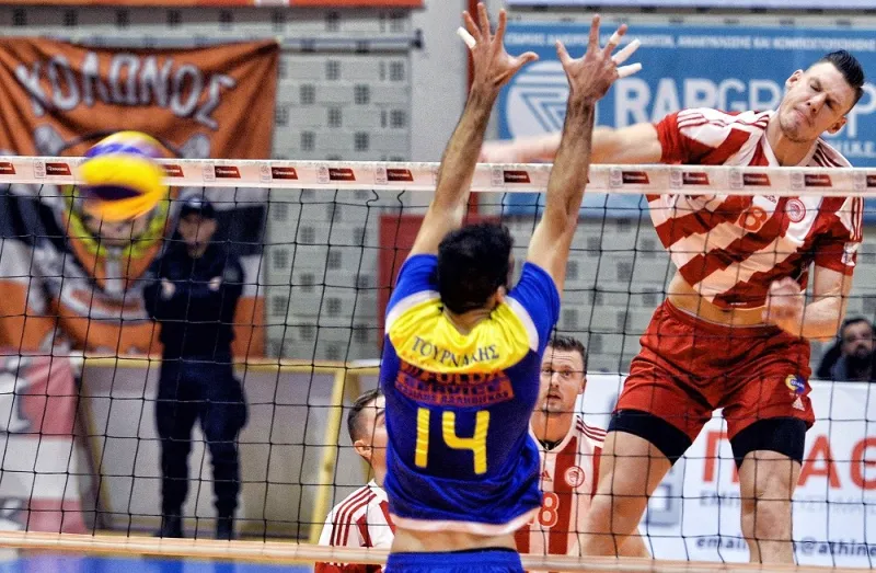 Volley League: Πέρασε από το Βραχάτι ο Ολυμπιακός