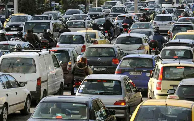 Κυκλοφοριακά προβλήματα στους δρόμους - Εξαιρετικά αυξημένη η κίνηση