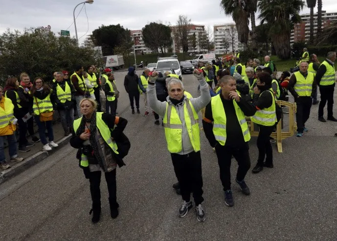 Νεκρή διαδηλώτρια στη Γαλλία