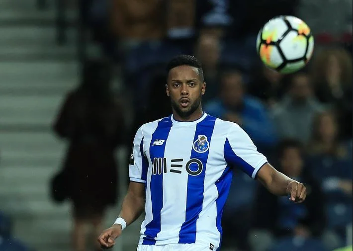 Για ΑΕΚ και Ερνάνι λένε πάλι στην Πορτογαλία