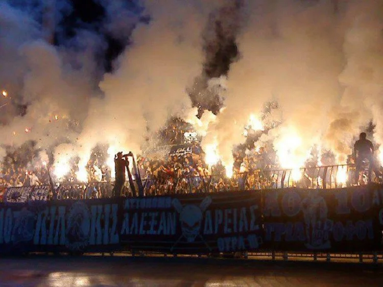 Οπαδοί του Ηρακλή: «Βγάλτε τις φανέλες»