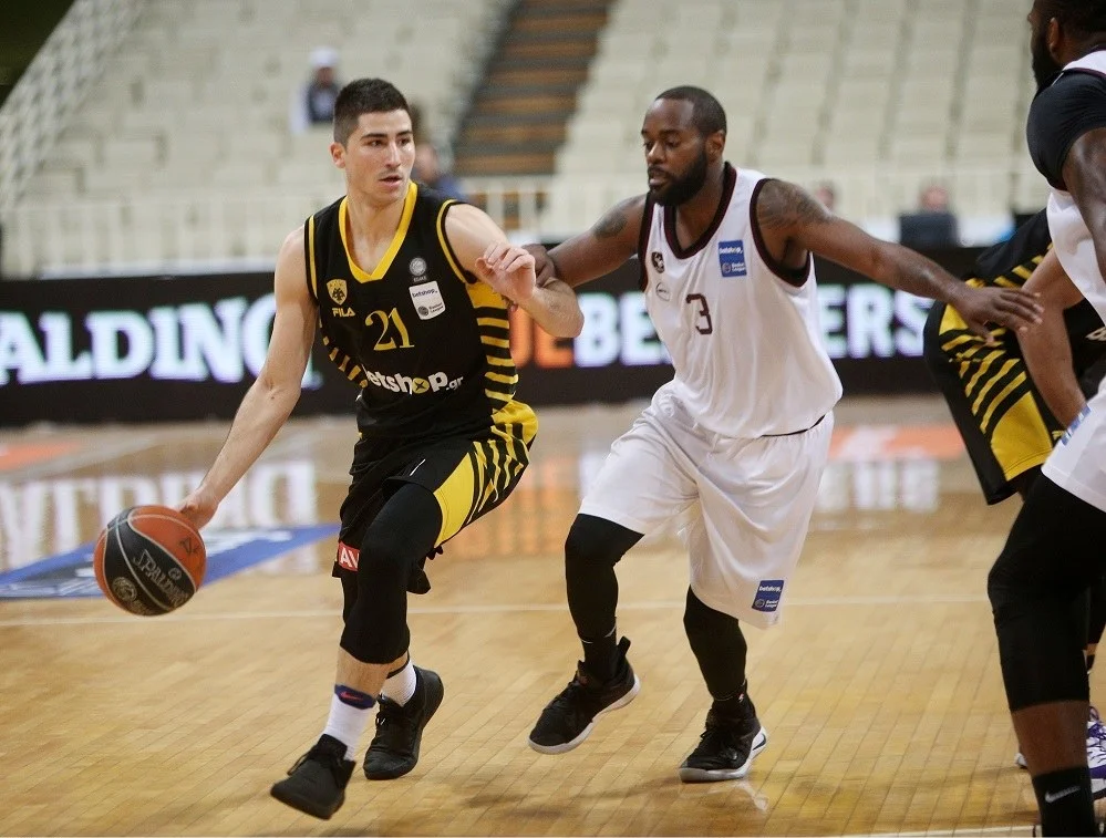 ΑΕΚ - Ήφαιστος 83-69: Η «Βασίλισσα» πετάει από νίκη σε νίκη