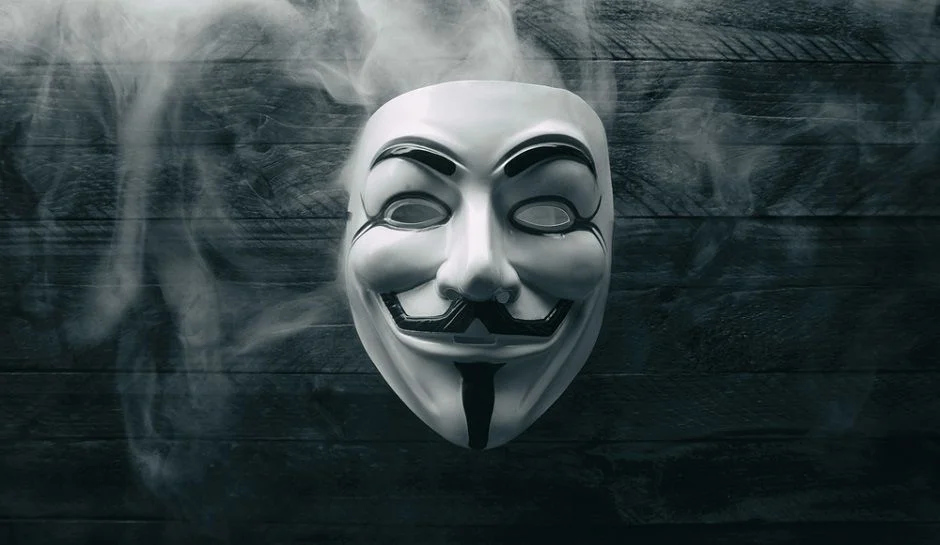 Οι Anonymous διαψεύδουν...
