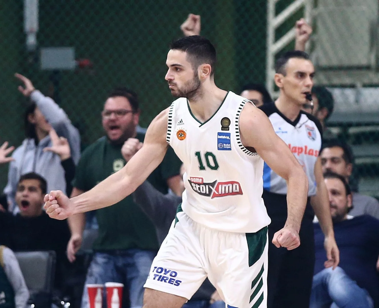 Χωρίς Παπαπέτρου με Φενέρμπαχτσε