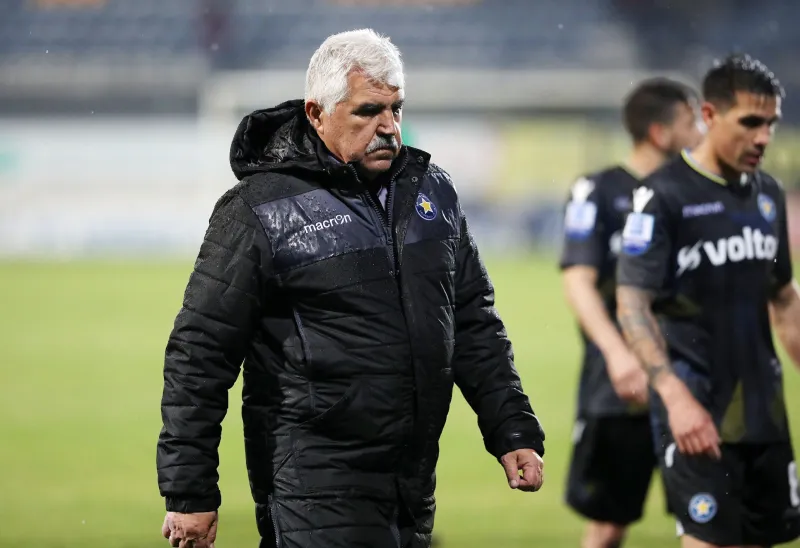 Παράσχος: «Θα προσπαθήσουμε για μια-δυο μεταγραφές»