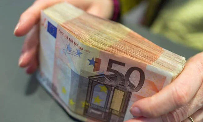 Δημόσιο - Αναδρομικά: Πώς θα διεκδικήσετε επιδόματα εορτών και αδείας -Ποιους αφορά