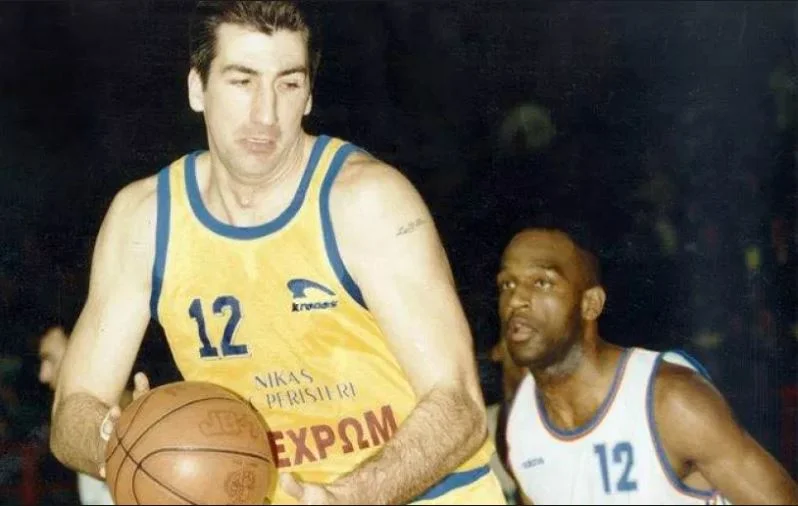 Ο Μπέργουολντ και το καυστικό σχόλιο για τον Πιτίνο! (Pic)