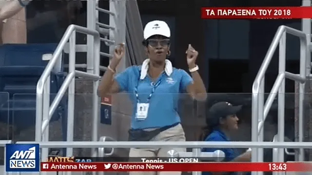 Τα παράξενα σκηνικά στα γήπεδα του κόσμου (vid)