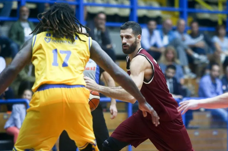 Μούρτος: «Οικογένεια και στα δύσκολα»