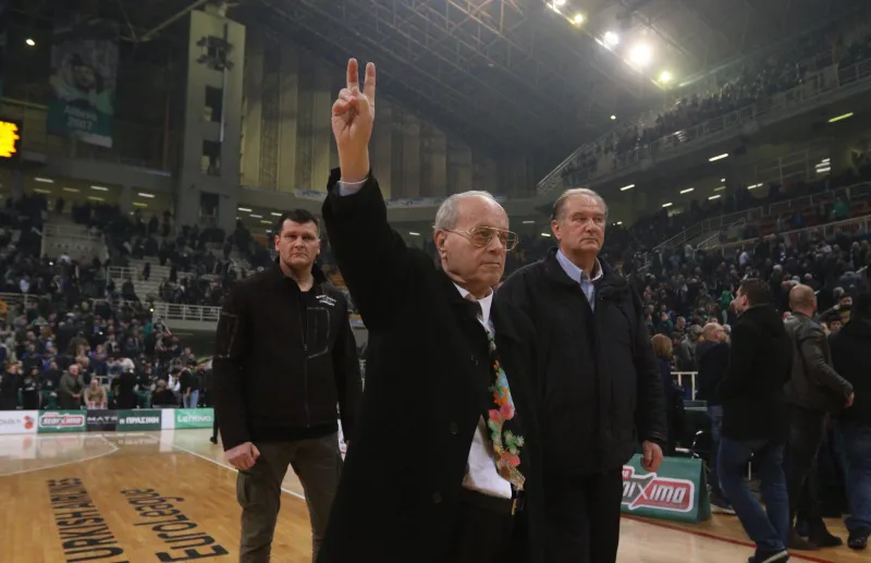 Παναθηναϊκός: Αγκαλιά με Θ. Γιαννακόπουλο ο Πιτίνο (pics)