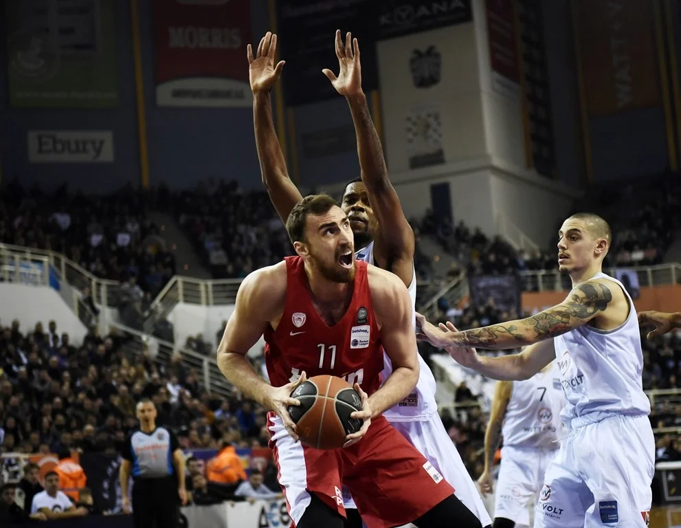 ΠΑΟΚ – Ολυμπιακός 68-78: «Ερυθρόλευκη» νίκη με όπλο την άμυνα