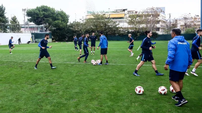 Ατρόμητος: Είπαν τα κάλαντα οι παίκτες (vid)